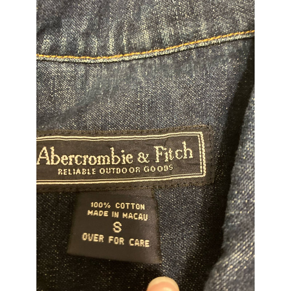 Abercrombie & Fitch Women’s Jean Jacket Size Small Dark Wash Denim - Picture 8 of 8